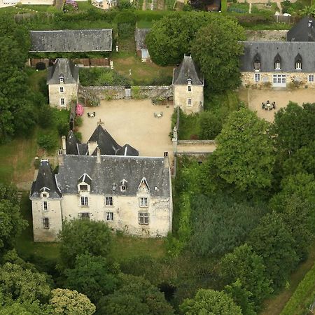 Manoir De Rouesse Hotel Лавал Екстериор снимка